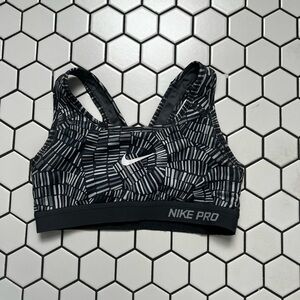 nike pro sports bra size xs